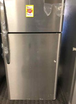 Brand New top freezer Frigidaire 2N