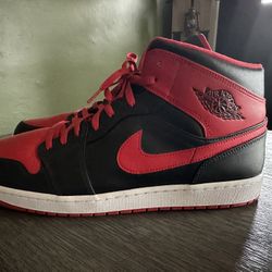Size 18 - Jordan 1 Mid Alternate Bred