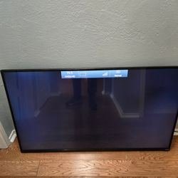 Vizio 55” Flat Screen TV – Works – No Remote or Stand