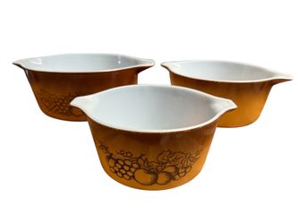 Vintage Pyrex Autumn Harvest Cinderella Mixing Bowls - Set of 3