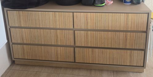 Free dresser