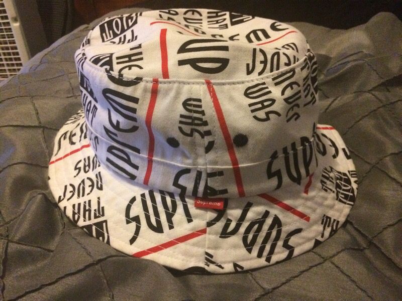 SUPREME x The Riot That Never Was collab bucket hat