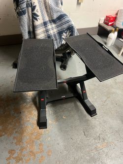 Dumbbell stand