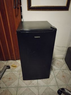 Small refrigerator
