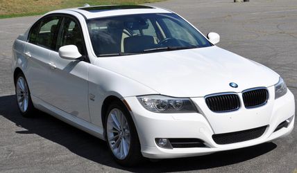 GOOD$1000 CONDITION BMW 328 XI 09 SALE