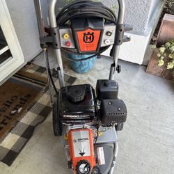 Husqvarna 3200 PSI Gas Pressure Washer – Adjustable Pressure 