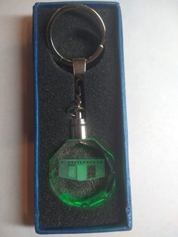 Keychain.with.logo and lights (Camaro)
