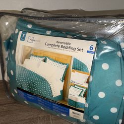 Blue Polka Dot Twin Size Comforter See