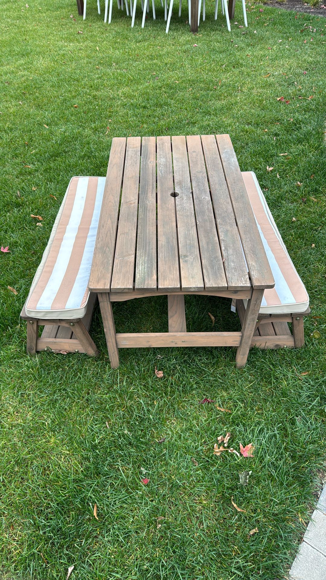 Children’s Patio Table With Bench Seating