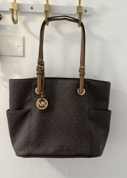 Michael Kors Jet Set Signature Handbag