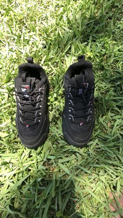 Fila shoes size 5