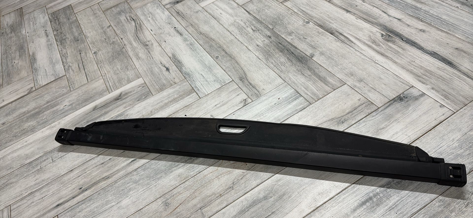 2015 Mercedes GL550 truck cargo cover