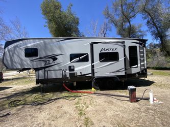 2019 Genesis supreme Vortex 2815V