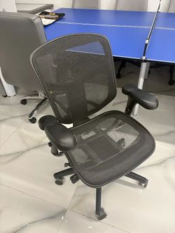 WorkPro Quantum 9000 Ergonomic Mesh Office Chair β $300 π¦ Florida