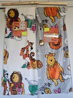 🎃 Winnie The Pooh Halloween Blankets 🎃