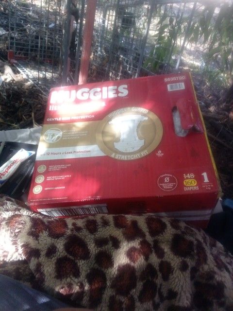 Huggies Little Snugglers 160 Count $20