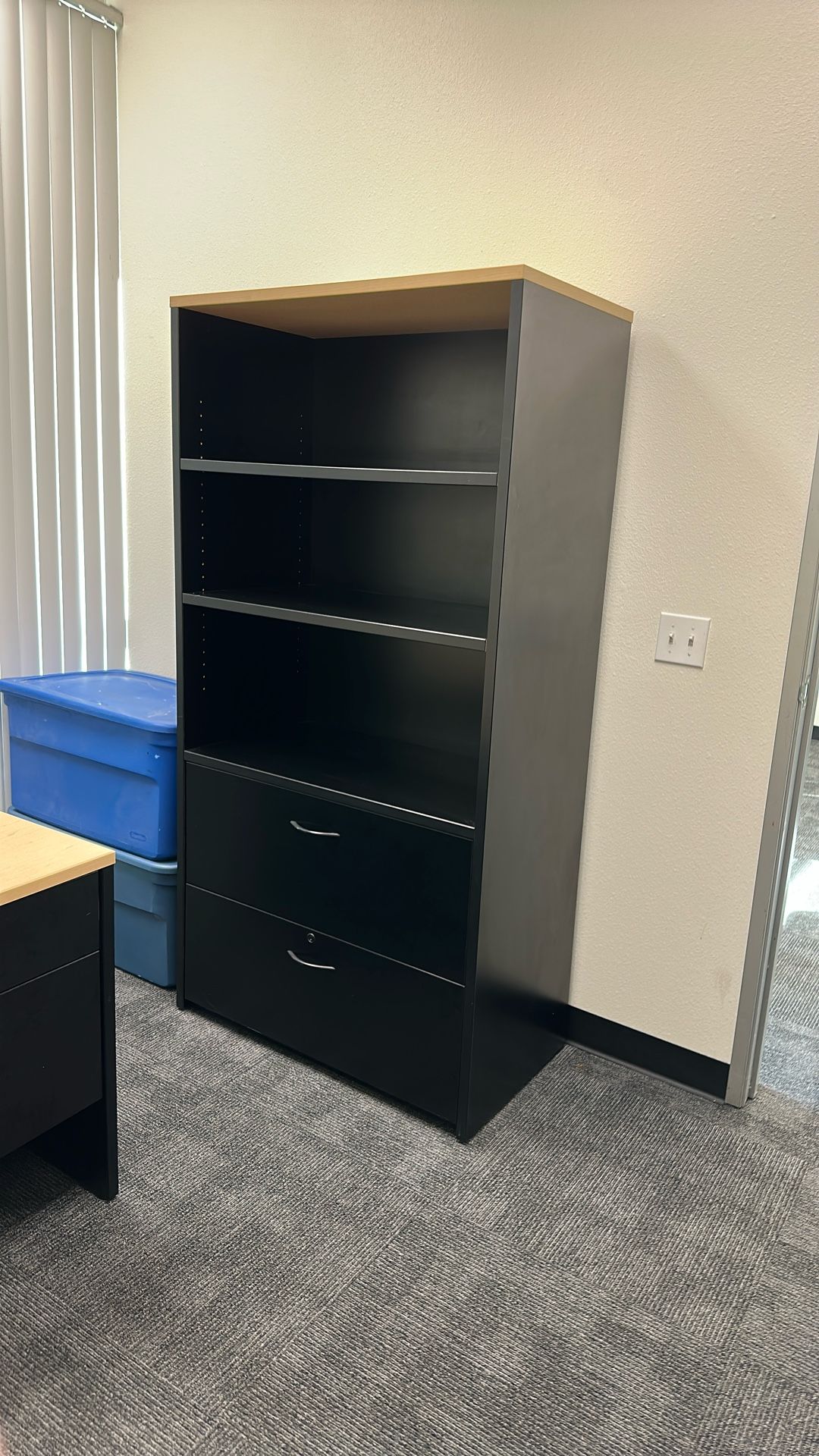 Storage Shelf Unit With Drawers