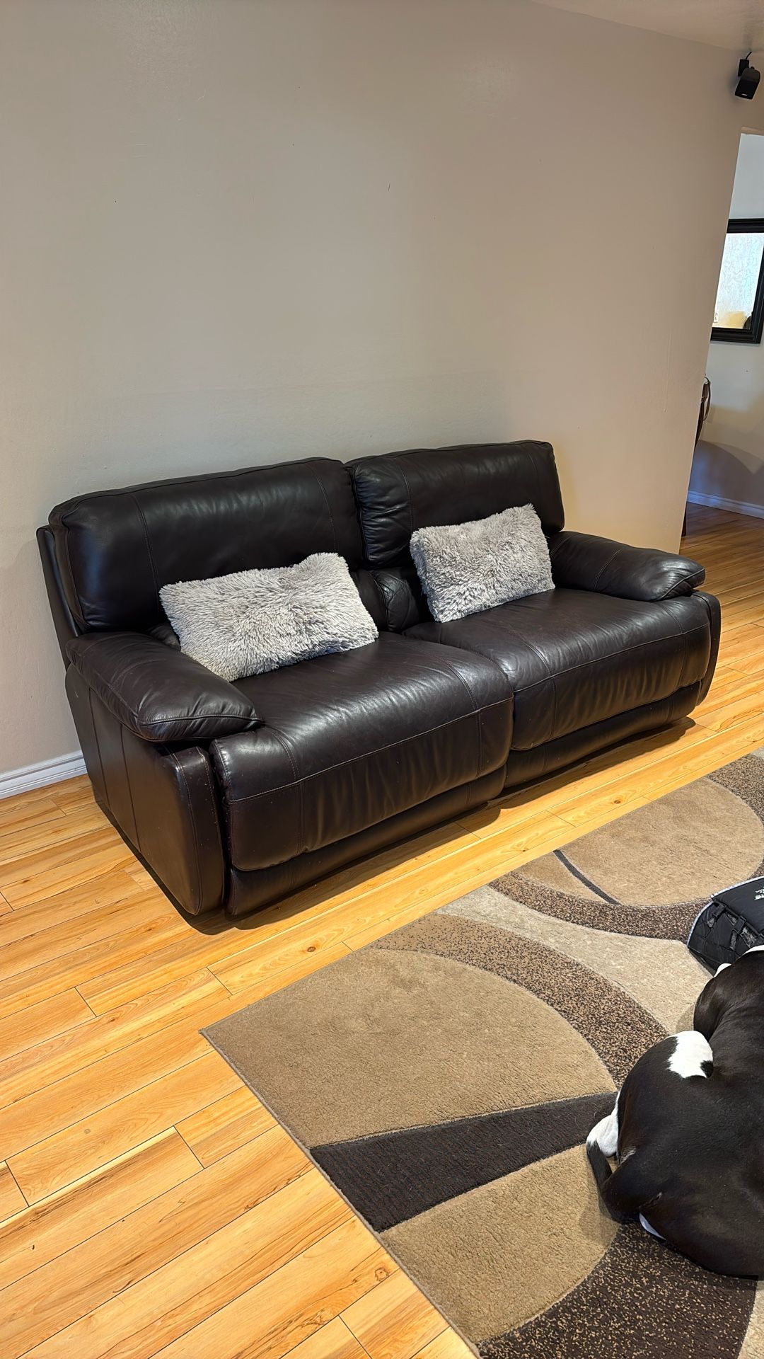 (2) Motorized Leather Sofas