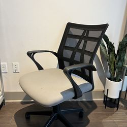 Office Chair (best Offer) *READ DESCRIPTION*