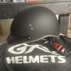 GXT Motorcycle Helmet