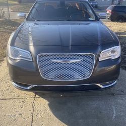 2016 Chrysler 300C 