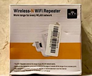 (1) Wireless WiFi Repeater Extender Brand New