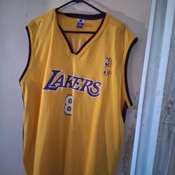 Bryant lakers jersey slightly used 60.00 Obo
