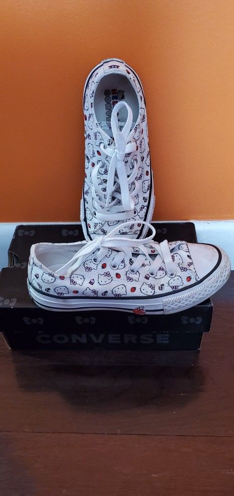Girl's Converse Hello Kitty Sneakers Size 13