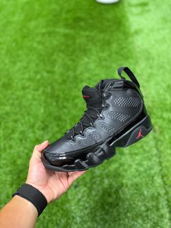 Air Jordan 9 Retro “Bred”
