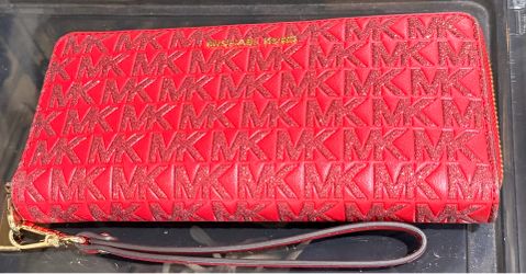 Red Michael Kors Glitter Large Wallet woman’s