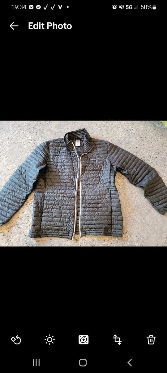 Mens Large Patagonia Down Sweater Insulated Jacket Black Full Zip