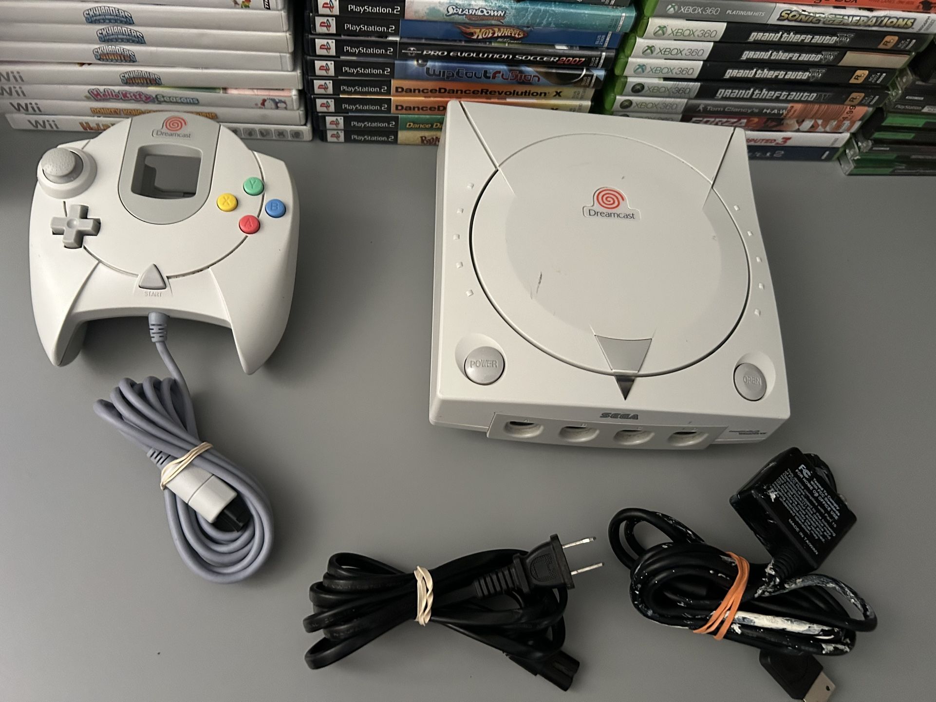 Sega Dreamcast Bundle Console, Controller, and Cables, TESTED! NTSC U