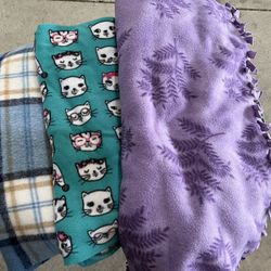 Throw Blankets