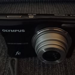 Olympus FE46 Digital Camera