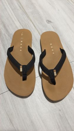 Reef sandals black $10