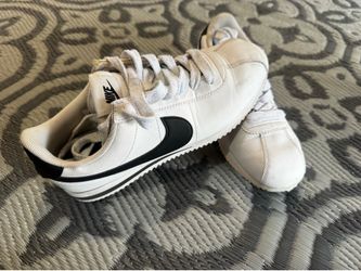Nike Cortez