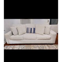 Like New Ashley’s  Queen Sleeper Sofa Bed And Love Seat Set