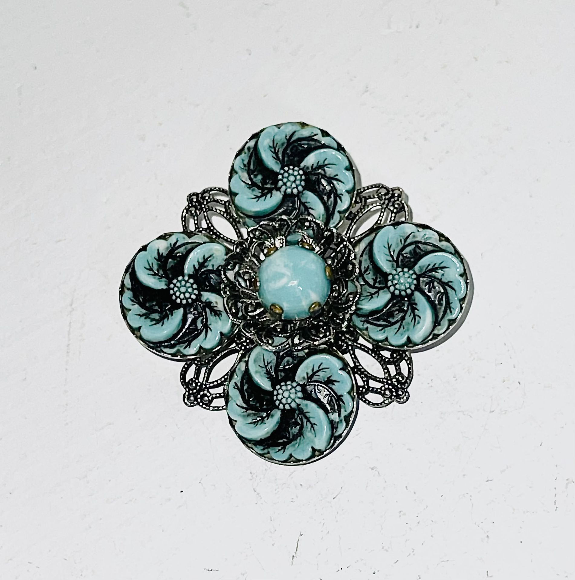 Vintage Silver Filagree & Turquoise Stones Ornate Floral Brooch