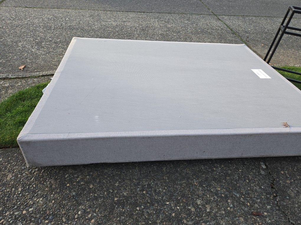 Queen Size Tempurpedic Box Spring