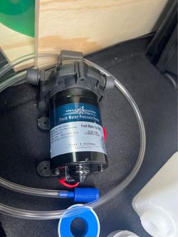 42 Gallon Water tank with Water pump