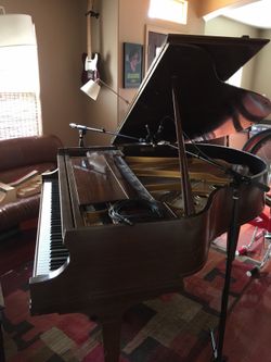 Vintage Baldwin Baby Grand Piano 1920s , Good Condition