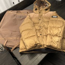 Burberry Puffer Jacket 