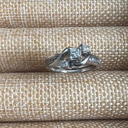 Engagement/Wedding Ring - 10Kt with genuine diamonds
