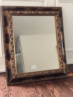 Old fashion mirrors
