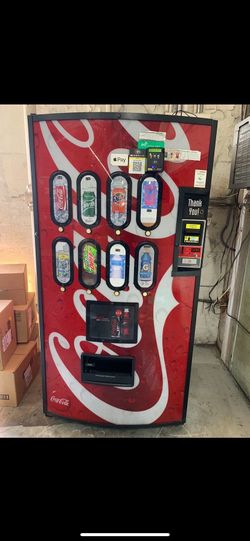 Royal soda machine