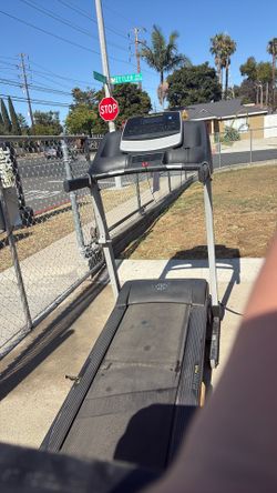 Golds gym treadmill