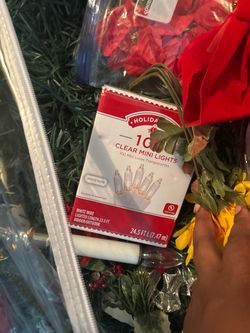 Christmas decorations (come get)