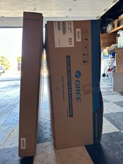 Gree Ceiling Cassette AC Unit (18k BTU)- New in Box- Complete Set