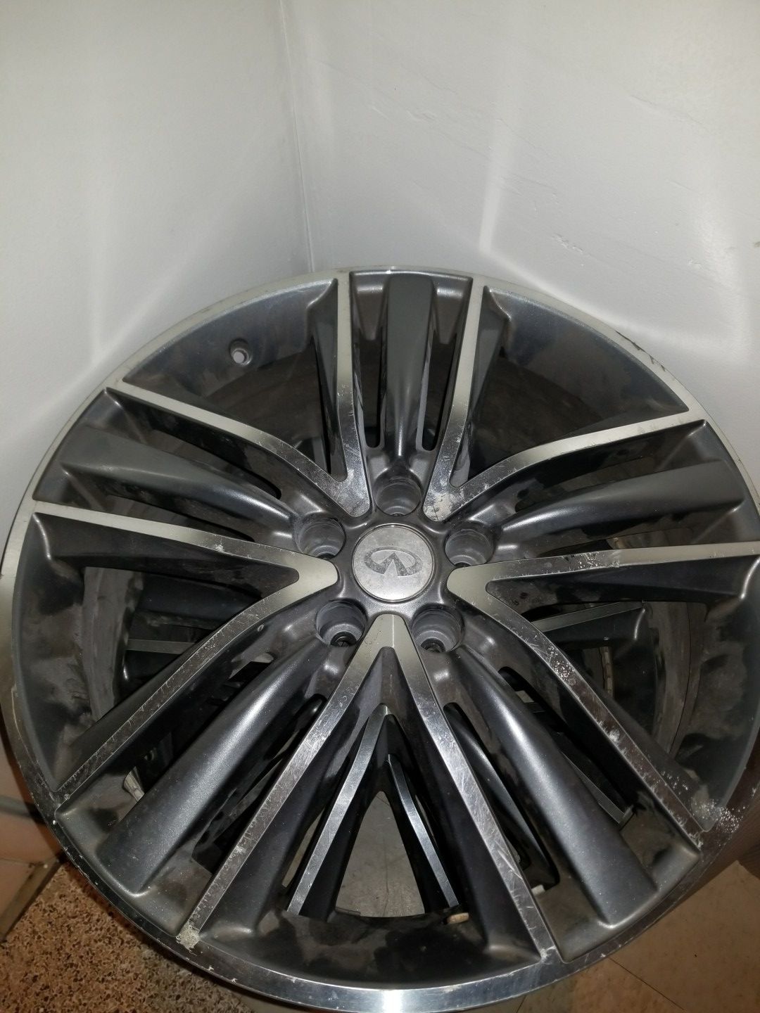 2009-2012 infiniti fx35 20inch oem rims 3 pieces