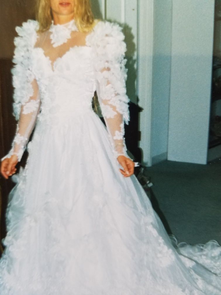Wedding dress